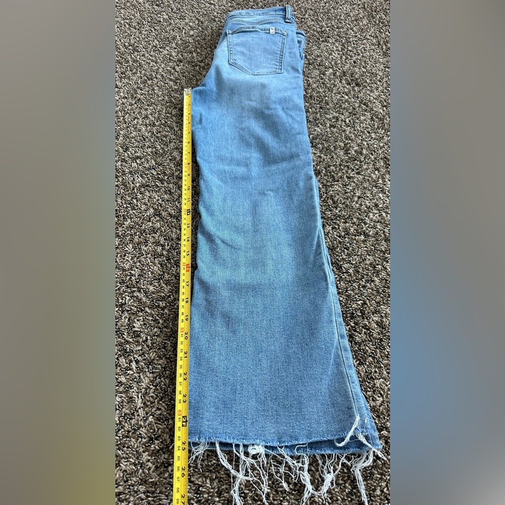 Women’s Sneak Peek High Rise Cropped Raw Hem Jeans - size 9/W29 - Picture 5 of 6